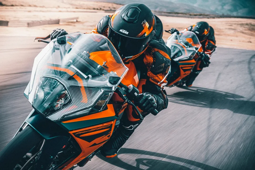 2025 KTM RC 390 İncelemesi