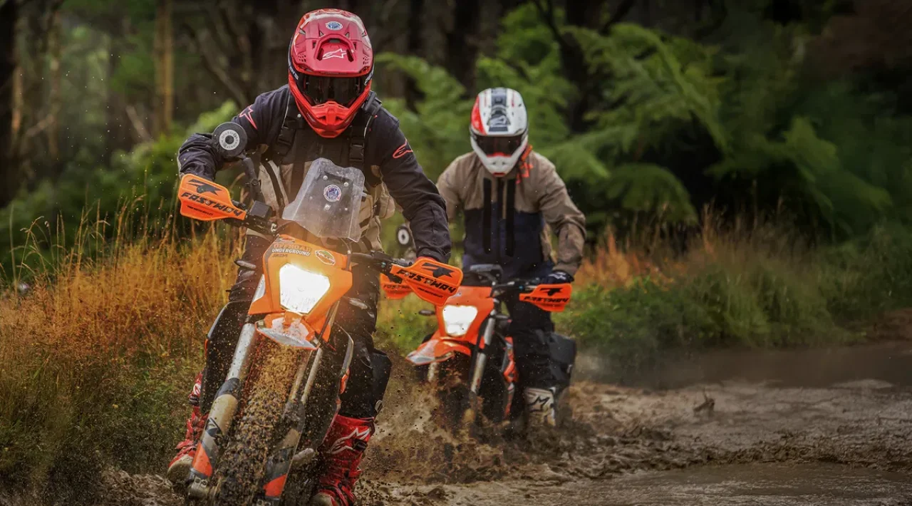 Alpinestars All Terra Serisi: 2025 İlkbaharı İçin Yeni Macera Ekipmanları