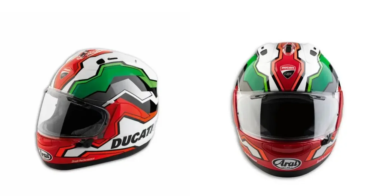Ducati Corse V8 Bayrağı İncelemesi