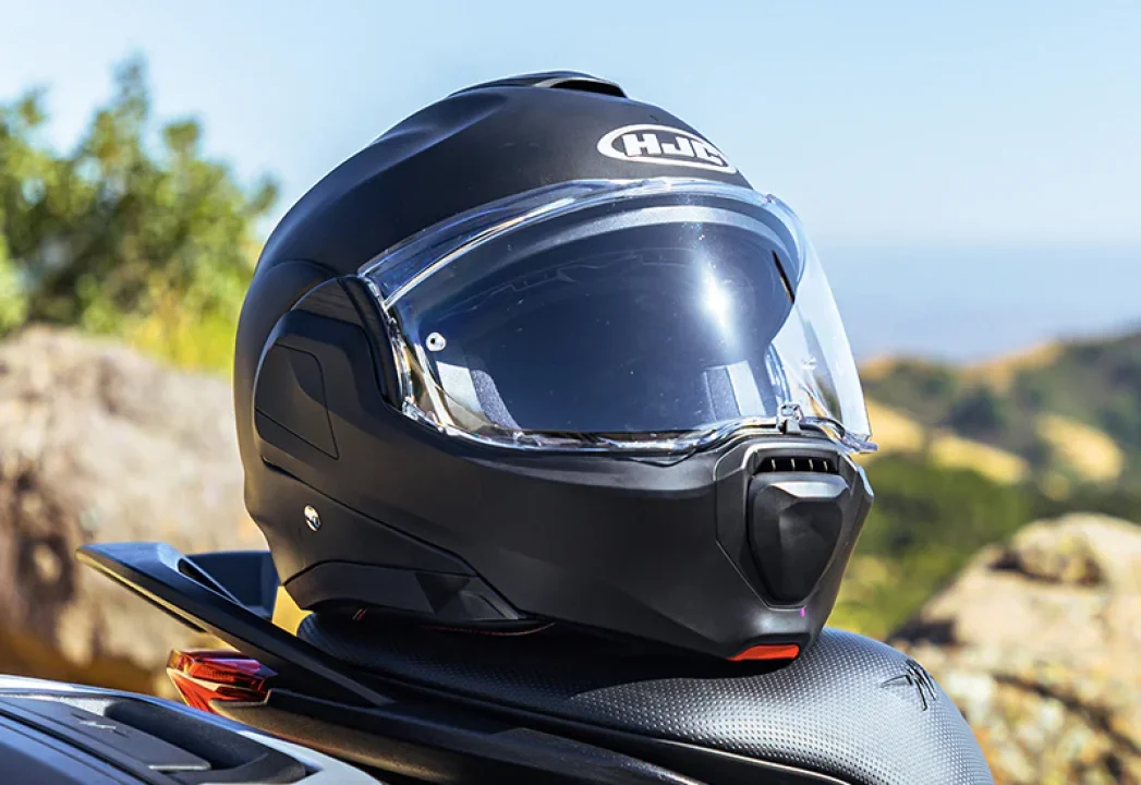 HJC F100 Kask İncelemesi