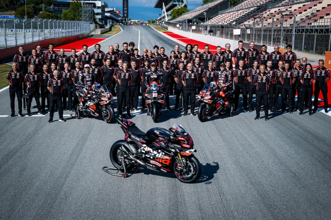 Aprilia RSV4 X-GP İncelemesi