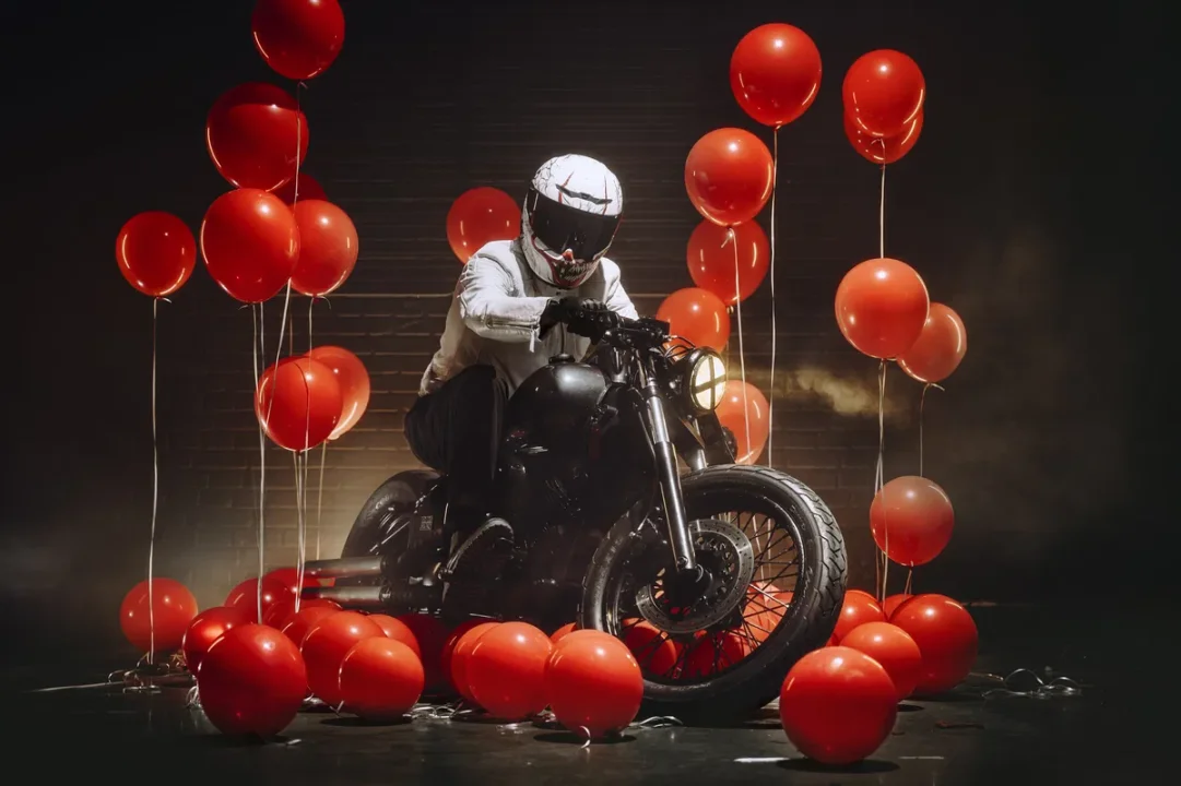 Ruroc Pennywise EOX IT Kask İncelemesi – Cadılar Bayramına Özel Korkutucu Tasarım