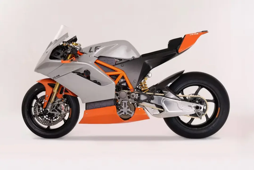Lightfighter V3-RS İncelemesi: Pist İçin Üretilmiş Elektrikli Süper Spor Motosiklet