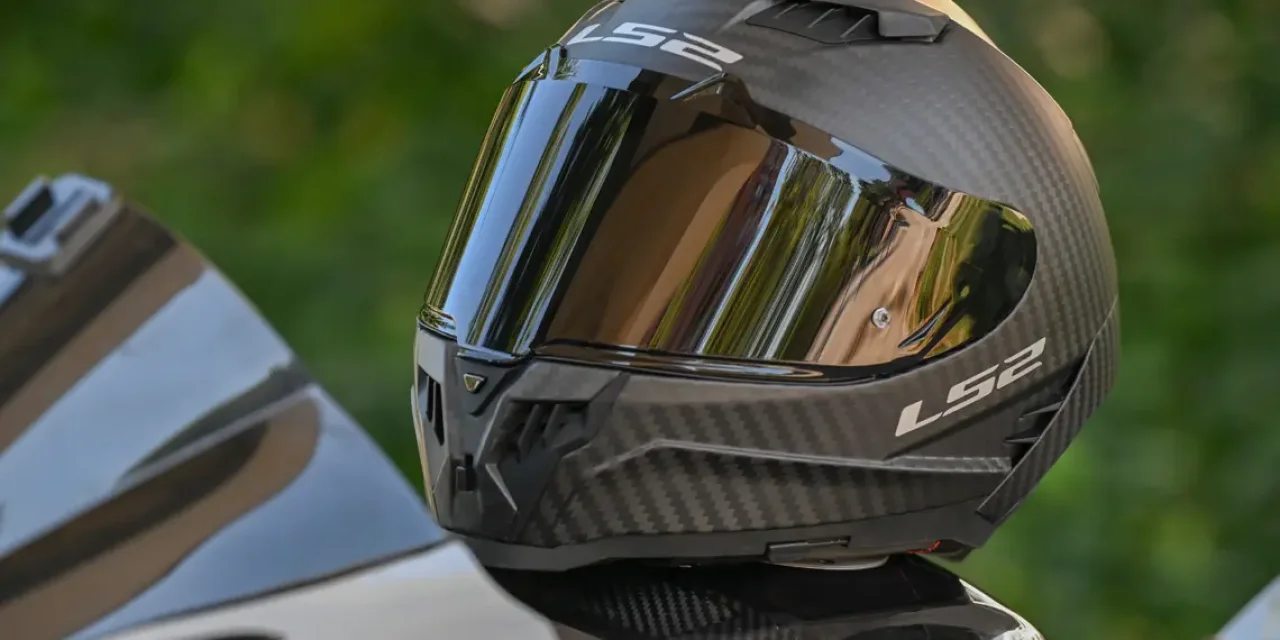 LS2 FF807 Dragon İncelemesi: Teknoloji, Konfor ve Tasarımın Zirvesi