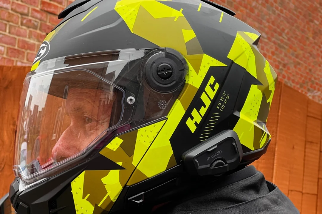 Cardo Freecom 4X İncelemesi – JBL Sesli Bluetooth 5.2 Interkom