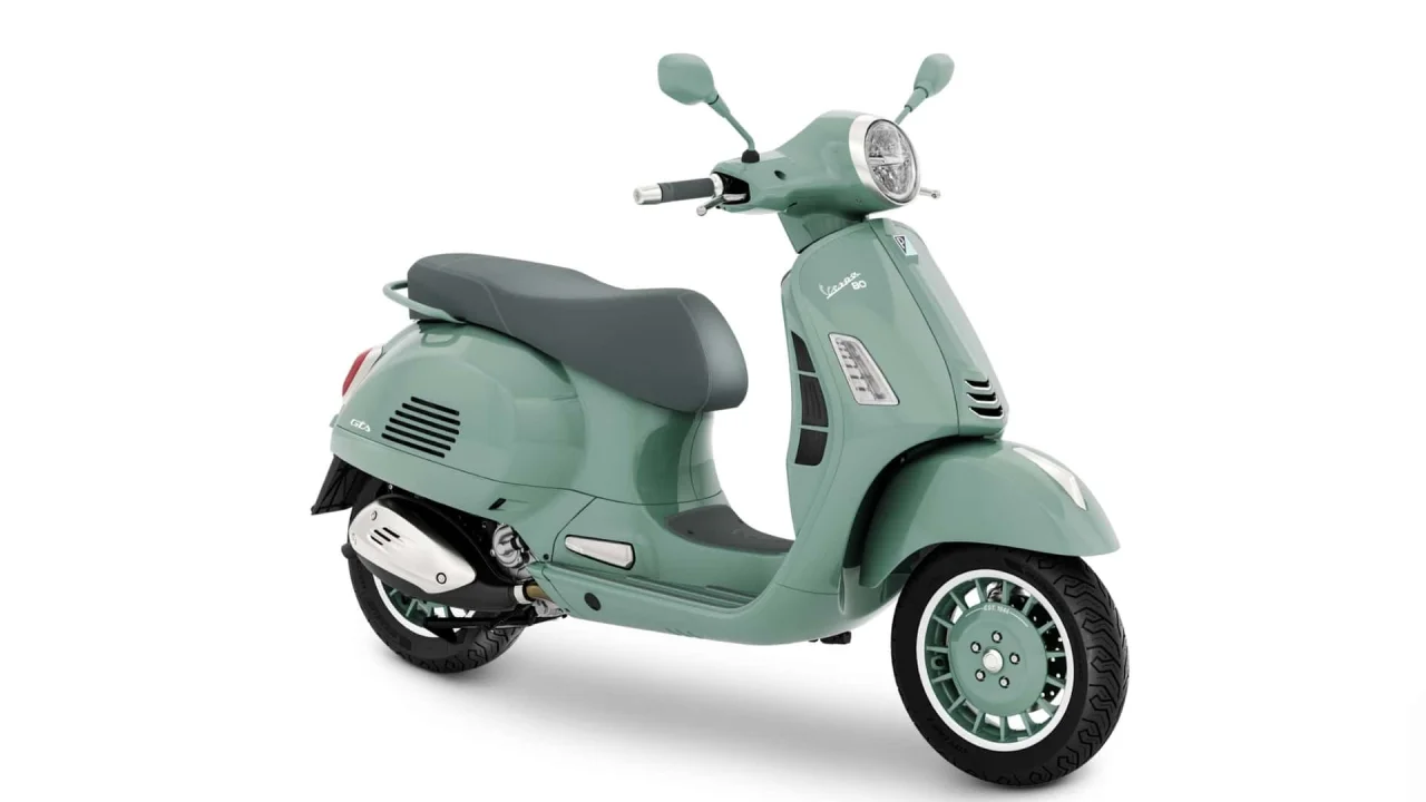 Vespa Primavera ve GTS 80th İnceleme: 80 Yıllık Efsane Verde Pastello ile Geri Dönüyor