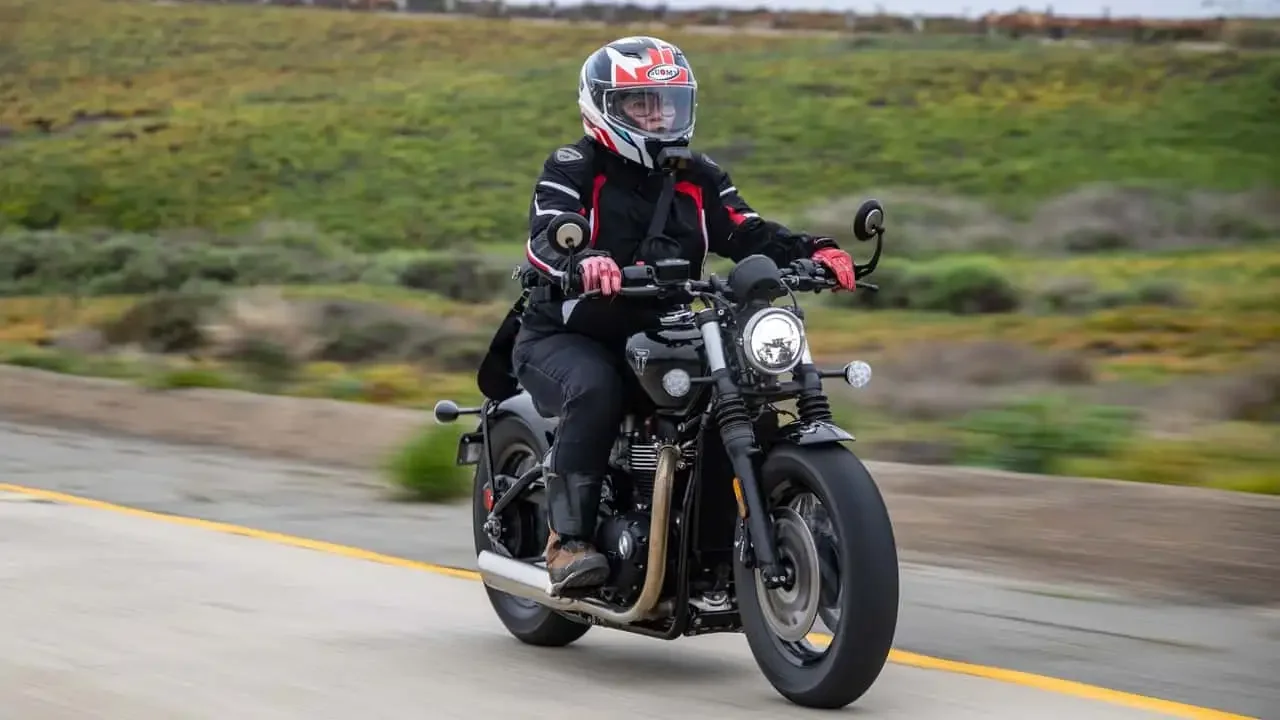 2026 Triumph Bonneville Bobber İncelemesi