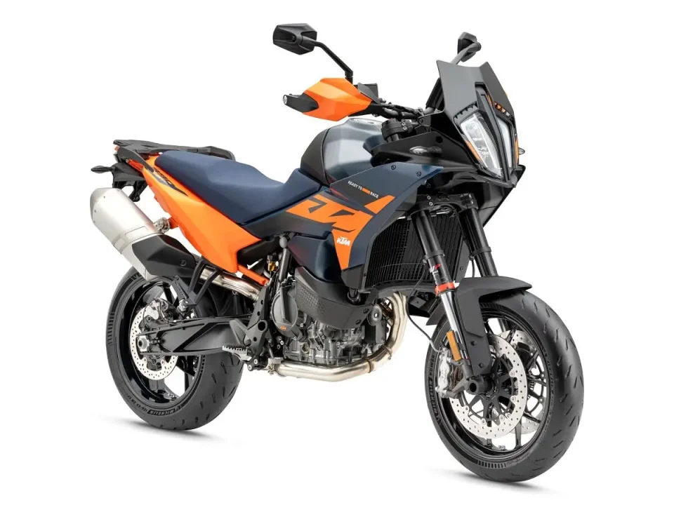 2026 KTM 890 SMT İncelemesi