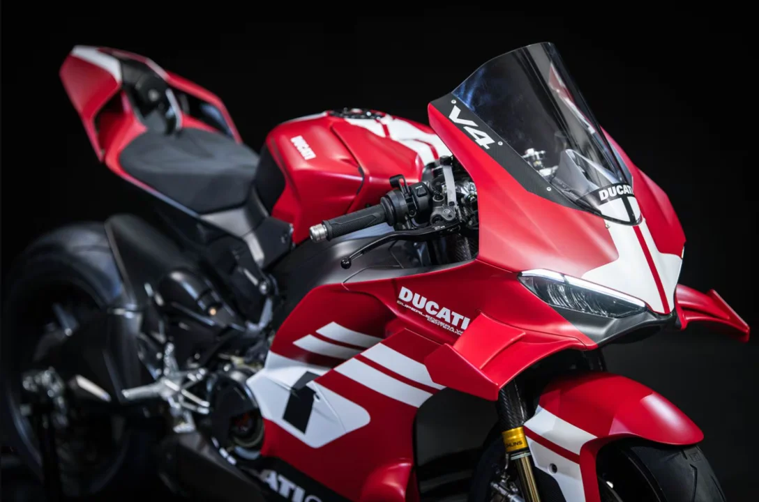 2027 Ducati Superleggera V4 Centenario İncelemesi