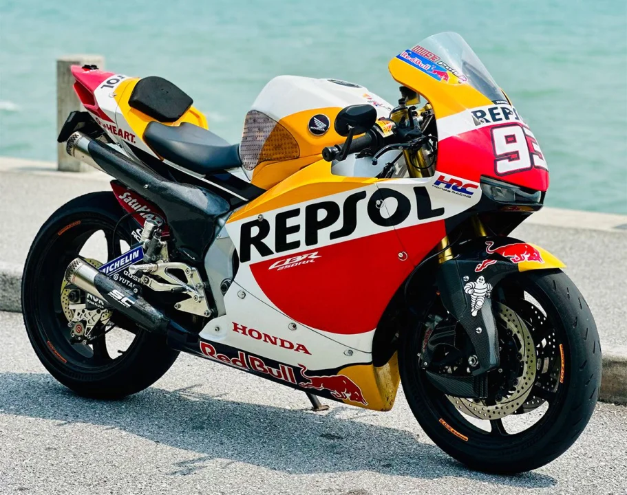 Honda CBR250RR Marc Márquez RC213V Replikası: Japonya’dan Gelen Efsanevi Özel Tasarım