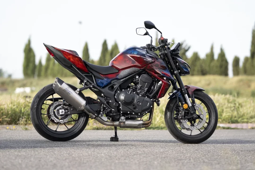 Honda Garage Dreams 2026: JOMOTOS’tan Stranger Things Esintili CB750 Hornet “Malu” İncelemesi