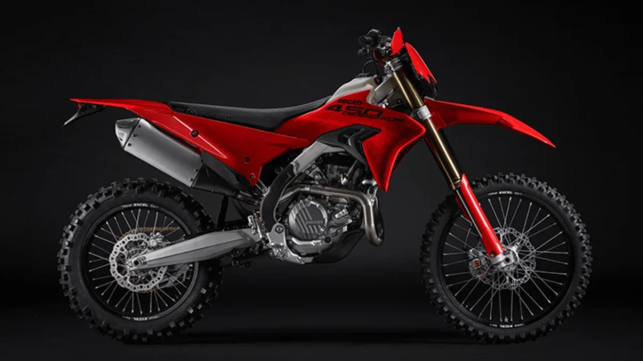 Ducati Desmo450 EDS Tanıtım Tarihi Resmileşti: Ducati’nin İlk Yol Uyumlu Enduro Modeli Geliyor