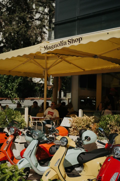 Vespa Tutkunları Magnolia Shop Fenerbahçe’de Bir Araya Geldi