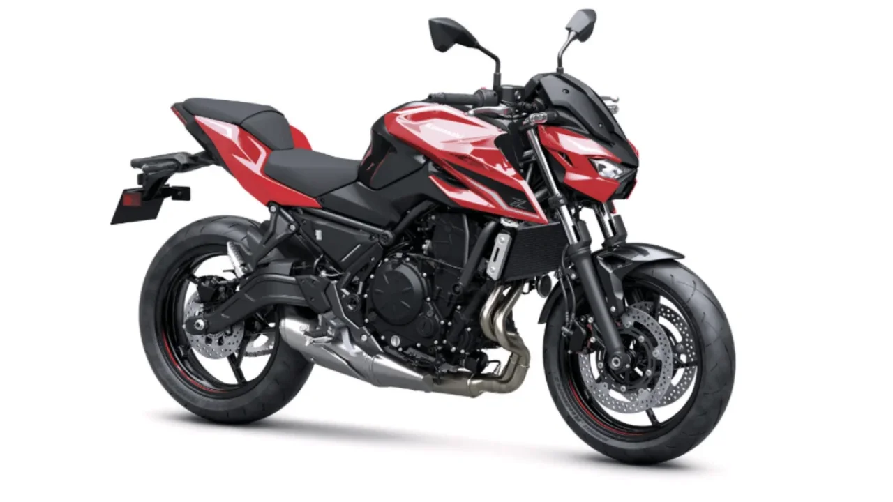 2027 Kawasaki Z650 S ve Z900 Yeni Renkleriyle Dikkat Çekiyor