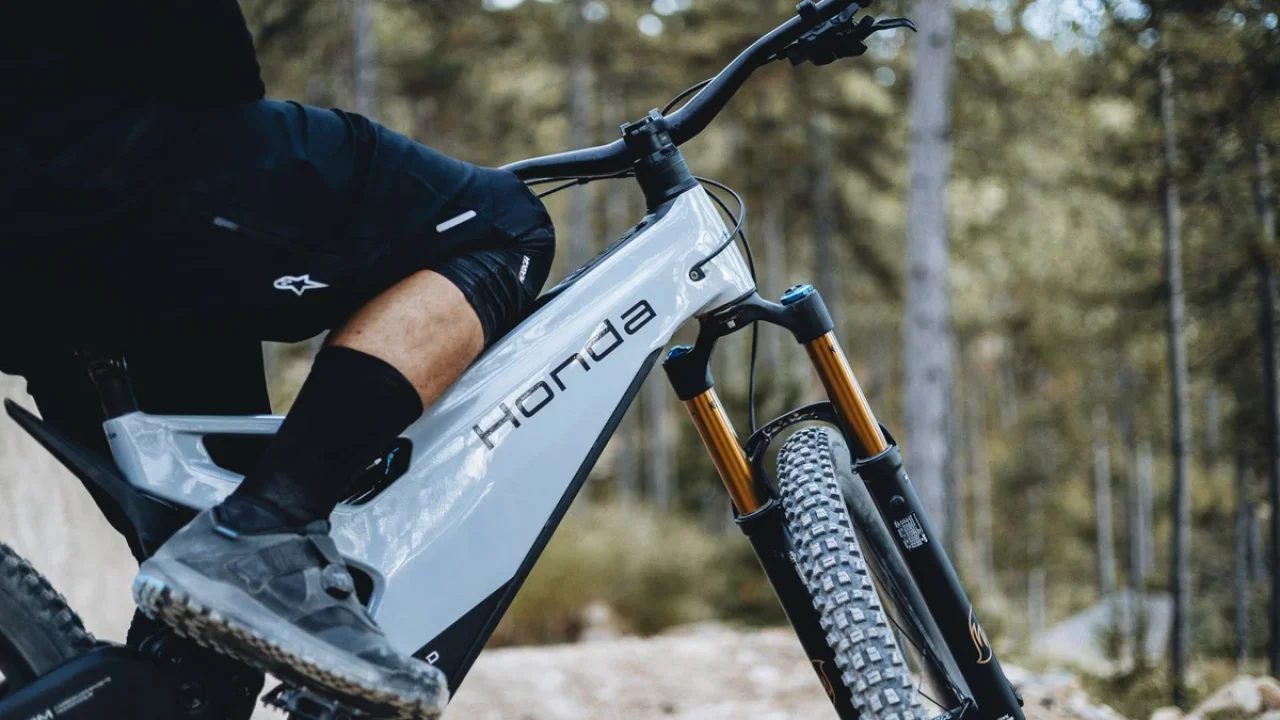 Honda Elektrikli Dağ Bisikleti Pazarına Giriyor: e-MTB Prototipi Tanıtıldı