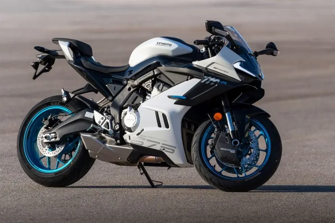 CFMOTO 675SR-R, 2027'de WorldWCR'nin Resmî Yarış Motosikleti Olacak