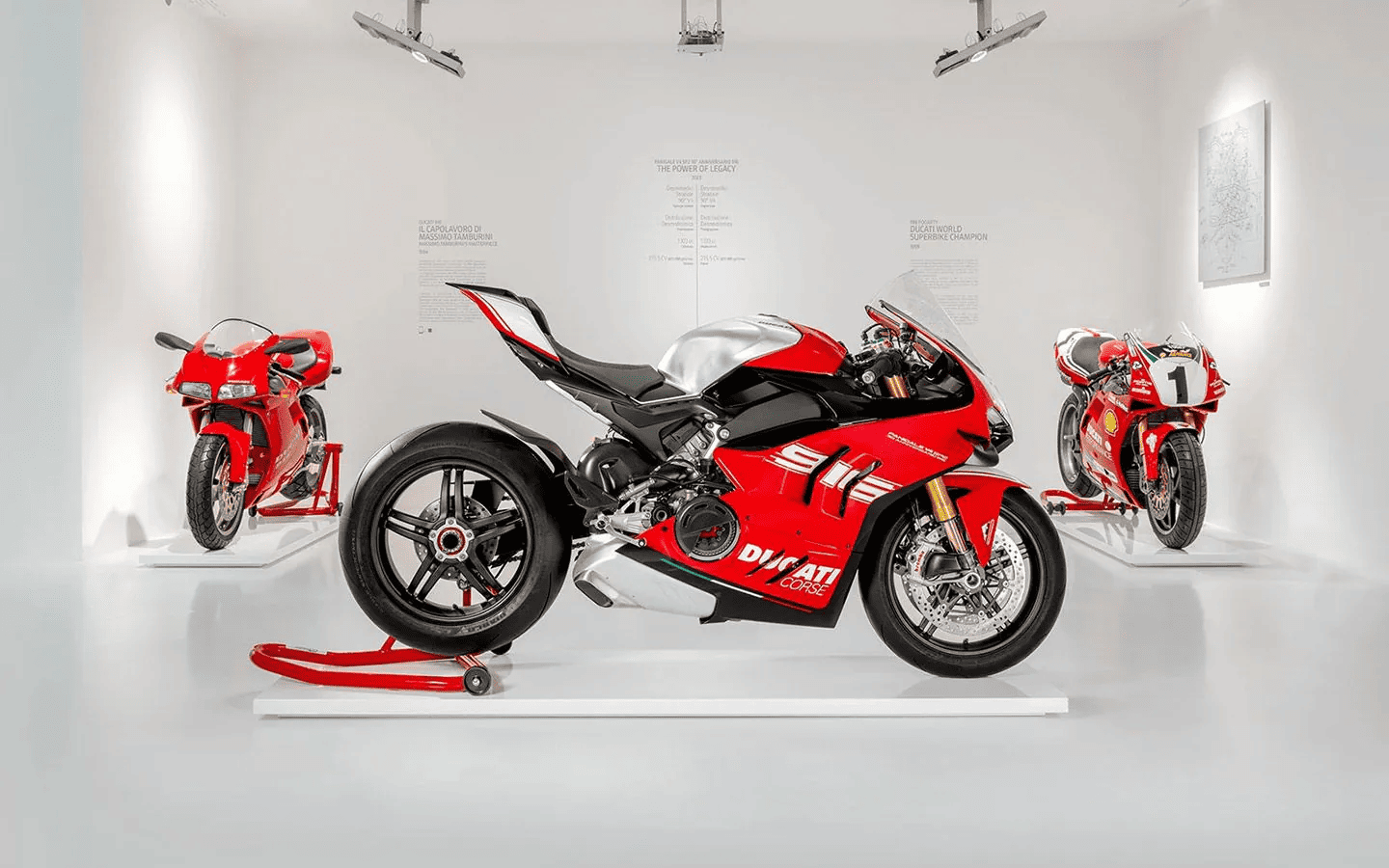 2024 Ducati Panigale V4 SP2 30th Anniversario 916 Tanıtımı